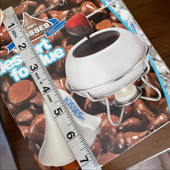NWT Hershey's kisses silver toned fondue set. - Picture 5 of 6